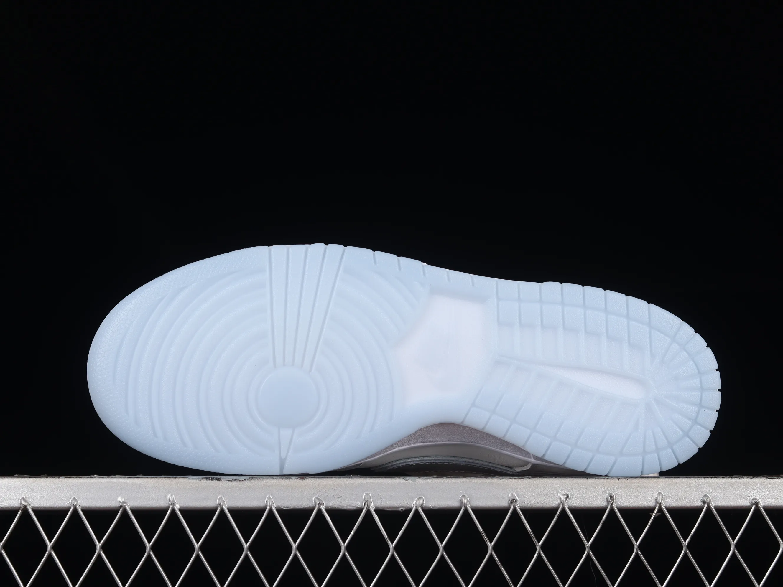 All Categories Nk SB Dunk Series Nk SB Dunk Low Low-top sneakers OG version Concepts x Nk Dunk Low Pro SB "White lobster" Full toe layer white lobster SB low-top sports and leisure sneakers FD8776-100